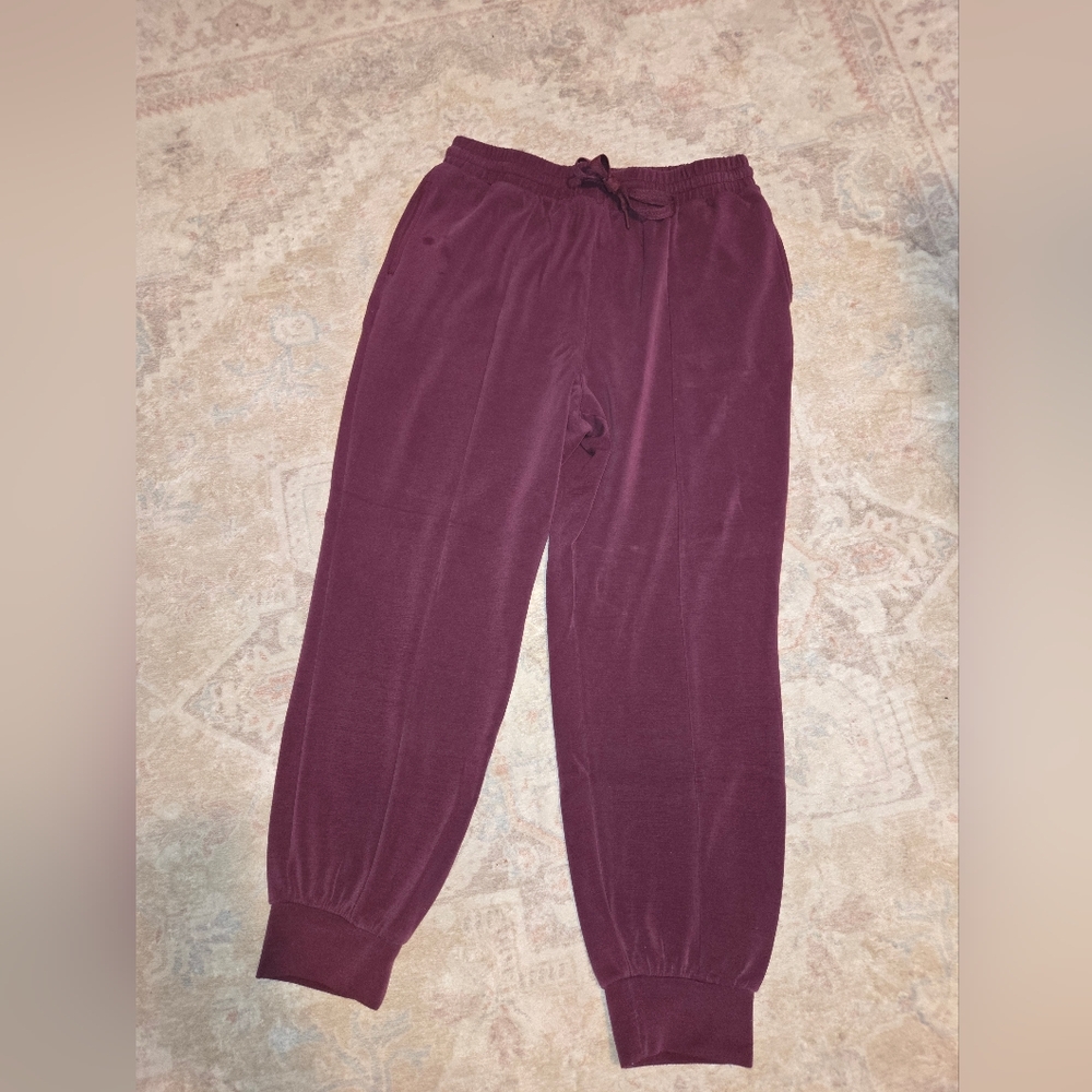Versona burgundy sweatpants women's size large